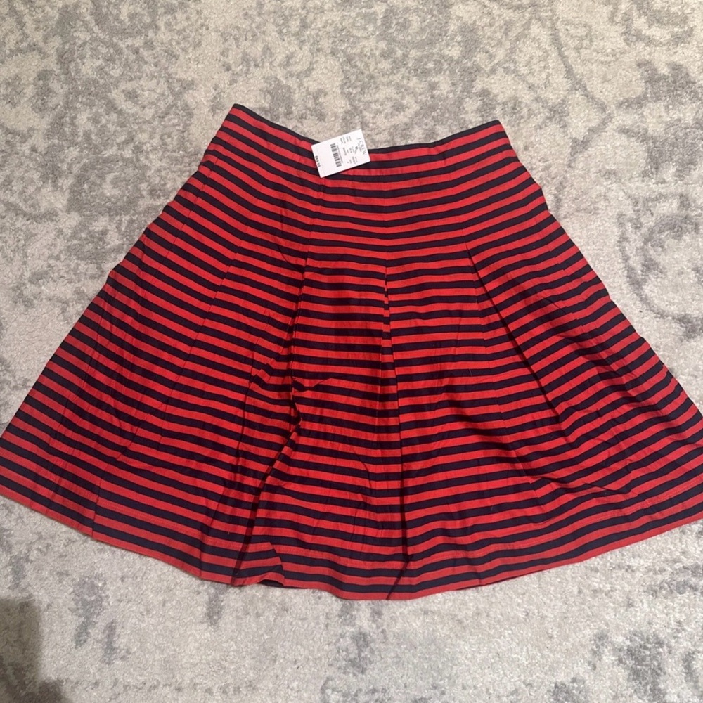 New J. Crew Womens Skirt Red  Blue Striped Pleated Lined Side Pocket Knee Sz 4